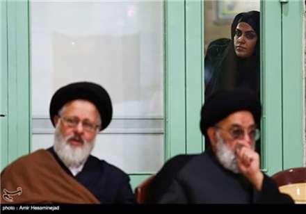 سنگ قبر آیت الله گلپایگانی