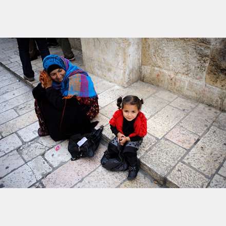 دختربچه و مادر