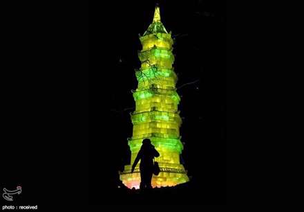 مجسمه های یخی