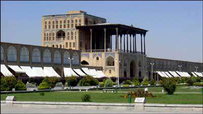 عمارت عالی قاپو