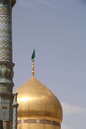 گنبد طلایی حضرت معصومه(س)