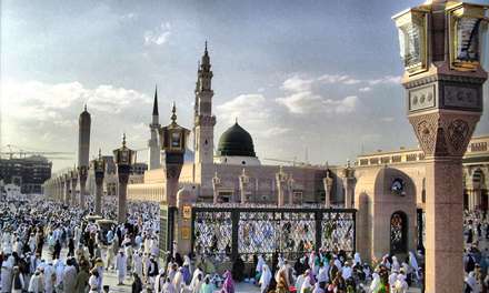 ازدحام جمعیت در محوطه مسجدالنبی