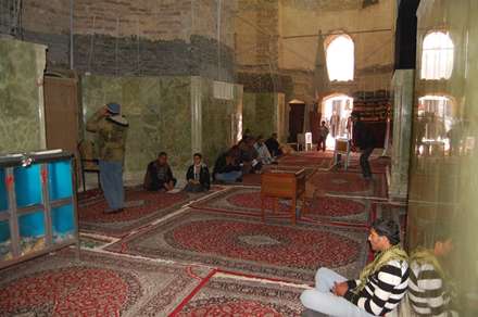 داخل حرم عسکریین(ع) پس از تخریب