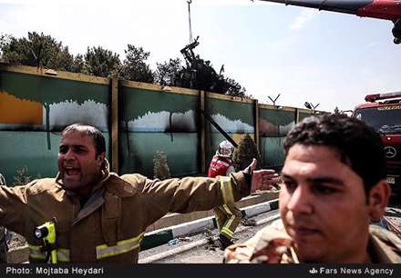 سقوط هواپیمای مسافری در شهرک آزادی تهران