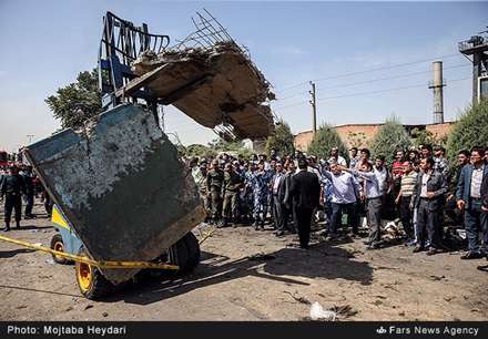 سقوط هواپیمای مسافری در شهرک آزادی تهران
