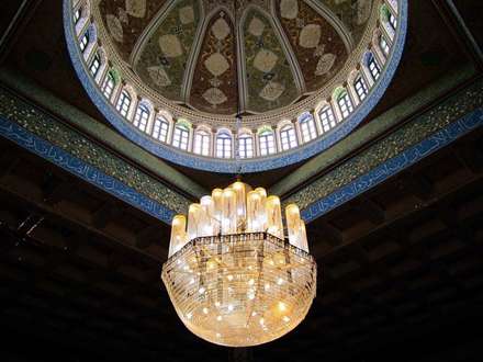 نمای داخلی یک مسجد