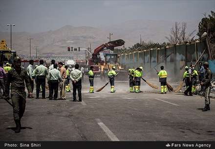 سقوط هواپیمای مسافری در شهرک آزادی تهران