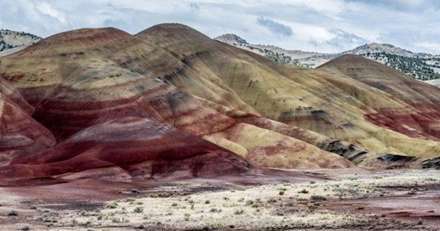 کویری شبیه به نقاشی