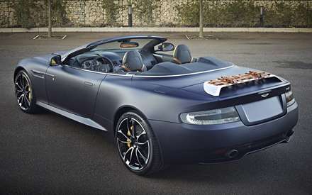 آستون مارتین