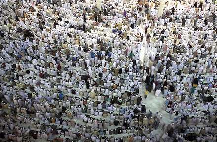 ورود حجاج به مکه مکرمه‎