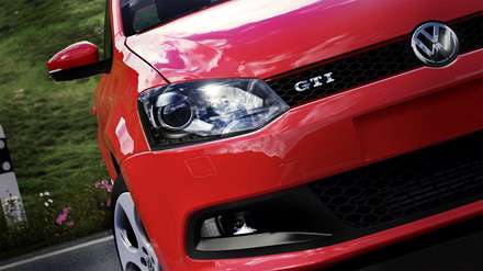 فولکس واگن قرمز