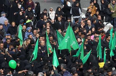 خیمه سوزی ظهر عاشورای حسینی