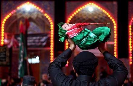 عزاداری ظهر تاسوعا در کربلای معلی