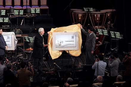 رونمایی از کارت همراه از بازنشستگان شهرداری تهران