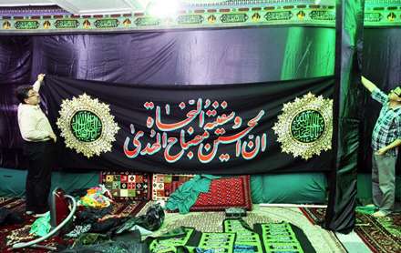 در آستانه محرمی دیگر