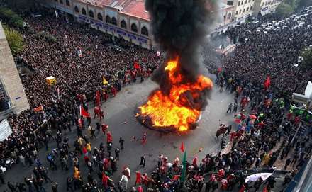 خیمه سوزی ظهر عاشورای حسینی