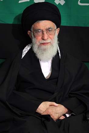 شکر خداراکه شده سید علی رهبر ما