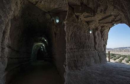 غار خوربس در جزیره قشم