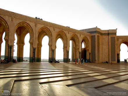 حیاط یک مسجد