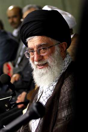 امروز استواریم - تا خصم مان بداند/ما اهل کوفه نیستیم -علی تنها بماند