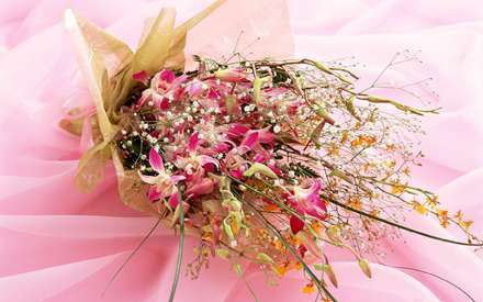 دسته گلی از گلهای وحشی
