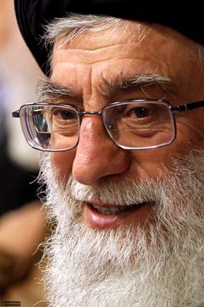 ای خالق ولایت - تقدیر تو چه زیباست/تا زنده است خورشید-دست تو برسرماست