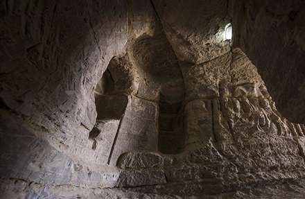 غار خوربس در جزیره قشم