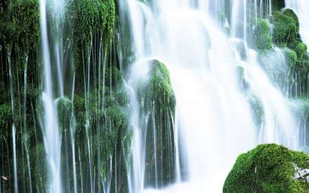 آبشار زیبا