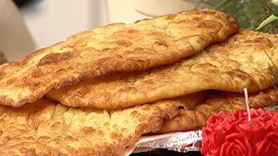 شیرینی دارچین و گردو