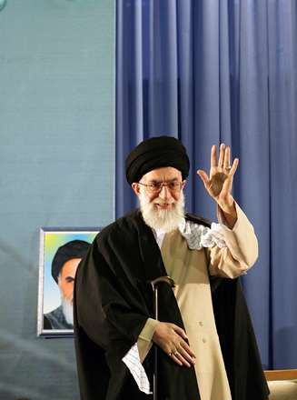 حضرت آیت‌الله خامنه‌ای(حفظه الله)