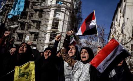 تجمع اعتراضی مقابل سفارت سوئیس