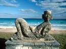 مجسمه تاریخی در سواحل مکزیک