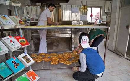 نانوای کتاب خوان