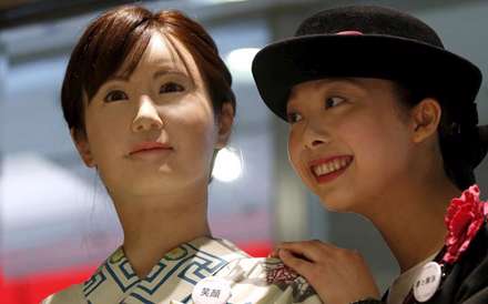 روبات های انسان نما