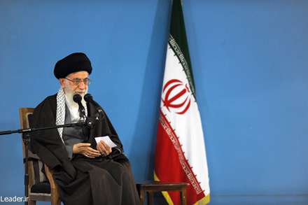 دیدار جمعی از کارگران با رهبر انقلاب