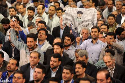 دیدار جمعی از کارگران با رهبر انقلاب