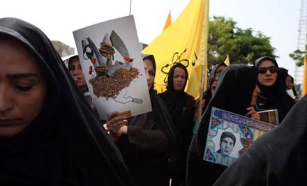 تشییع پیکر 270 شهید دفاع مقدس در تهران