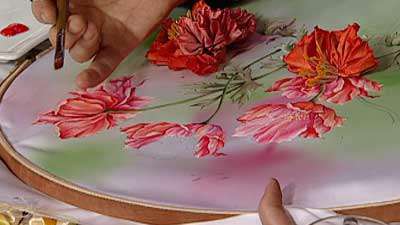 نقاشی روی پارچه با روباندوزی