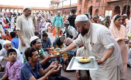 سفره افطاری در هند