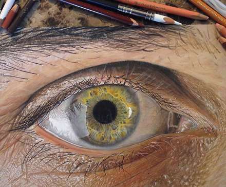 نقاشی چشم های بسیار طبیعی با مداد رنگی