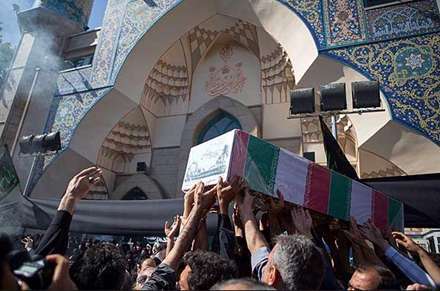 خاکسپاری دو شهید غواص در حوزه هنری