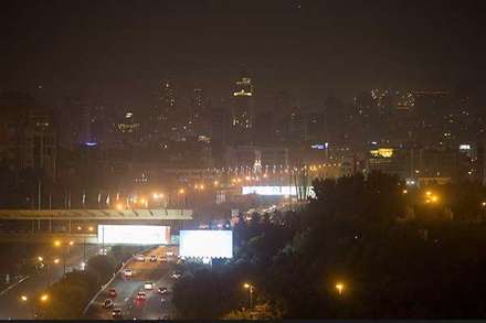 گرد و غبار شبانه در تهران