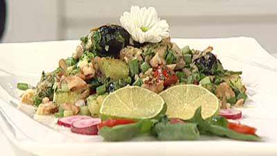 سالاد اسفناج و مرغ