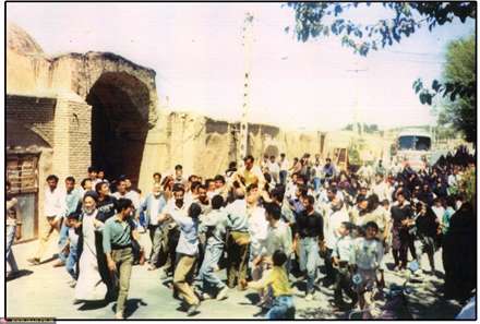 تصاویر منتشر نشده ای از ورود آزادگان به میهن اسلامی (سری اول)