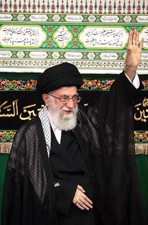 مراسم سوگواری امام حسین(ع) در حضور رهبر معظم انقلاب