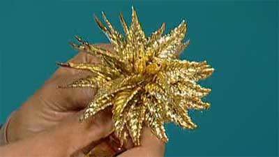 گل کریستالی طلایی