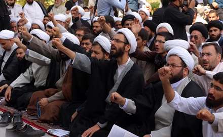 تجمع اساتید، طلاب حوزه‌های علمیه قم در اعتراض به فاجعه منا