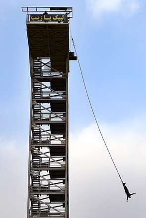 مانور اقتدار یگان های ویژه نیروی انتظامی