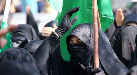 دستۀعزاداری زنان روبنده‌پوش درتهران