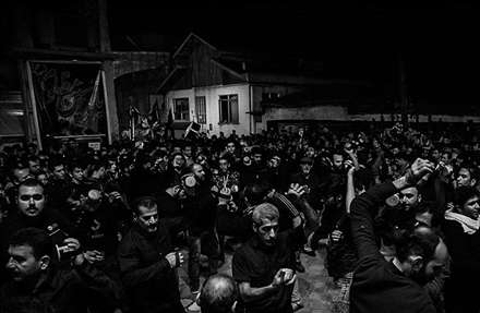 مراسم کرب زنی شب هشتم محرم - لاهیجان